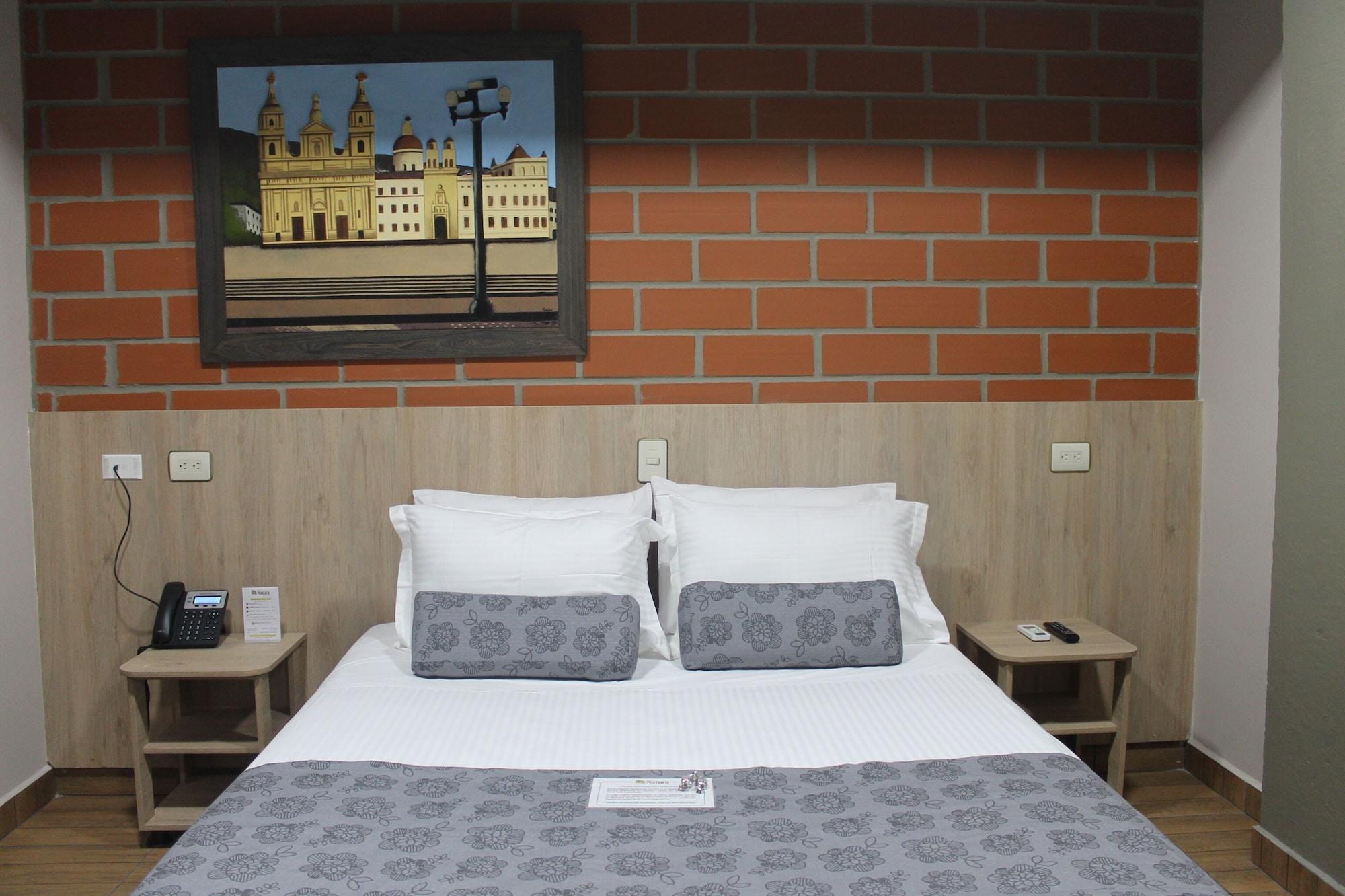 Hotel Provenza Garden Medellin Ngoại thất bức ảnh