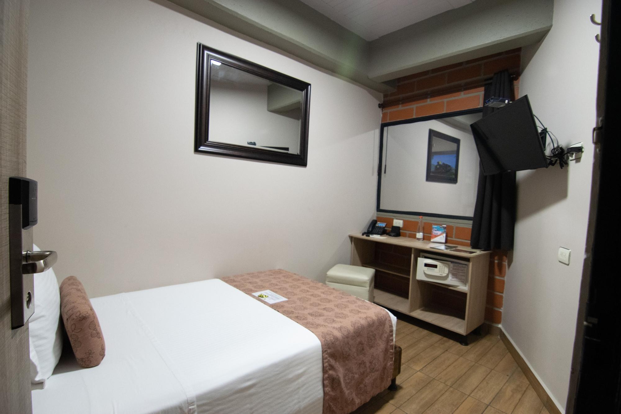 Hotel Provenza Garden Medellin Ngoại thất bức ảnh