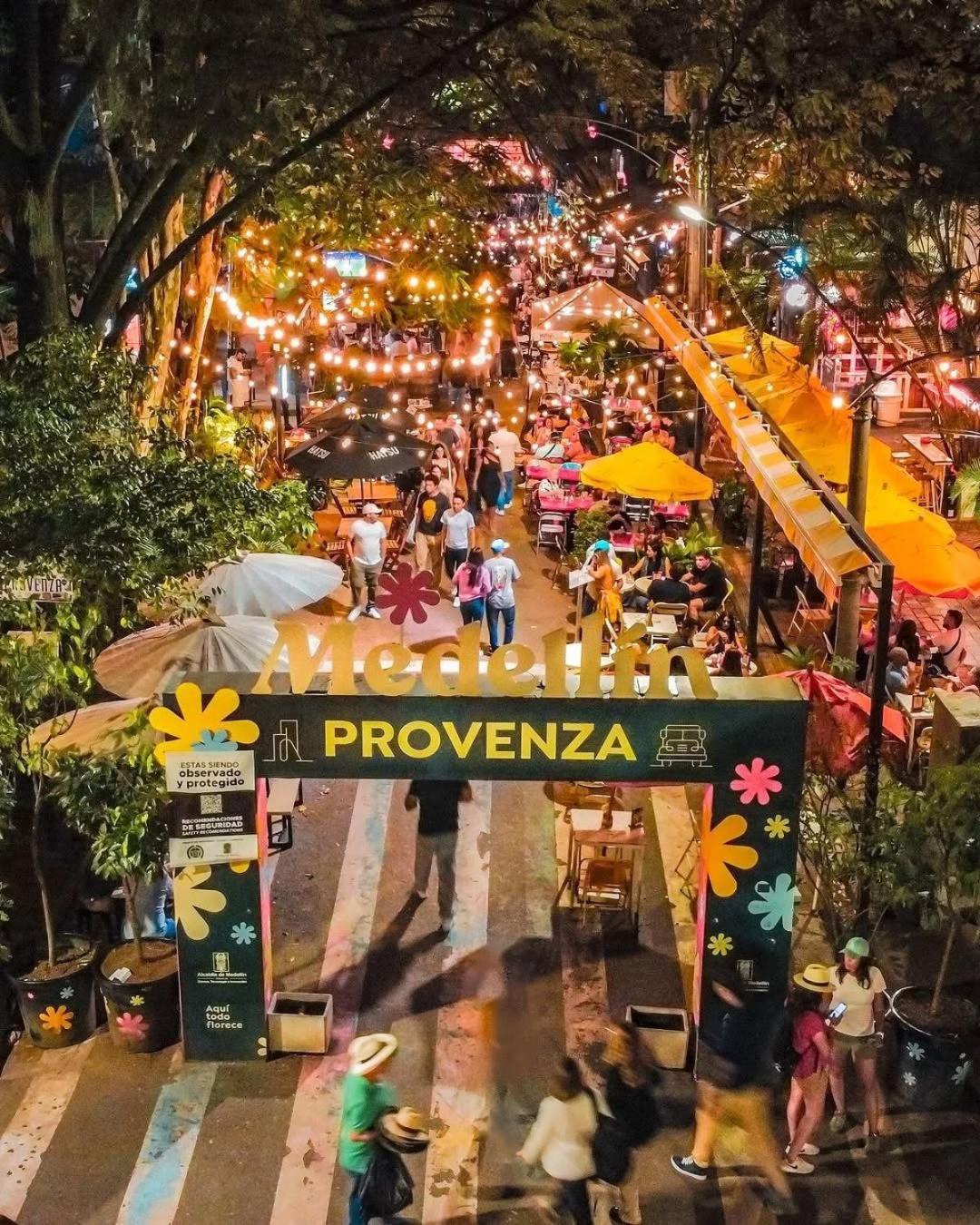 Hotel Provenza Garden Medellin Ngoại thất bức ảnh