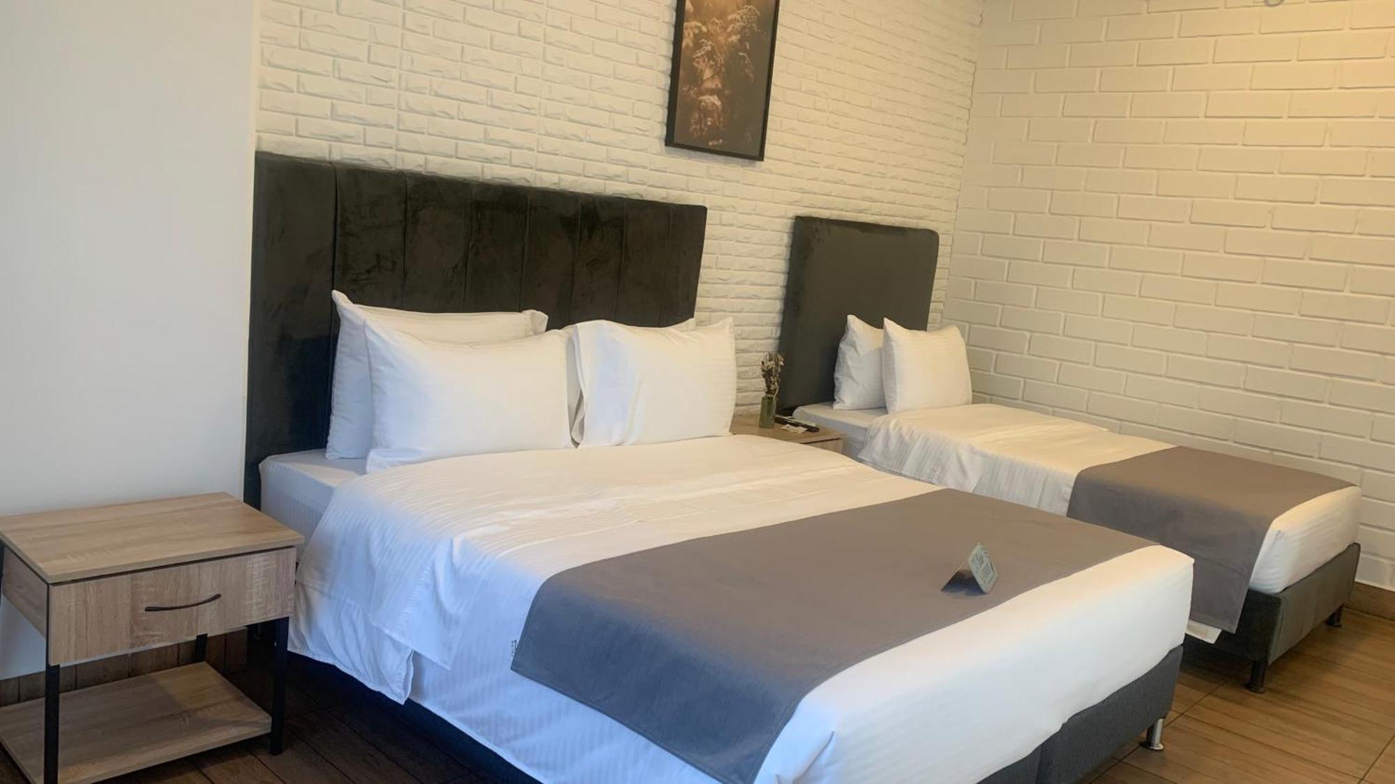 Hotel Provenza Garden Medellin Ngoại thất bức ảnh