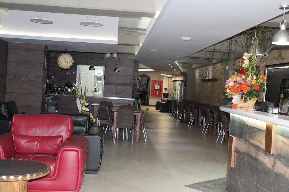 Hotel Provenza Garden Medellin Ngoại thất bức ảnh